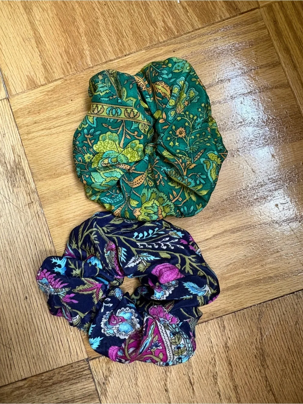Gardenbelle scrunchies